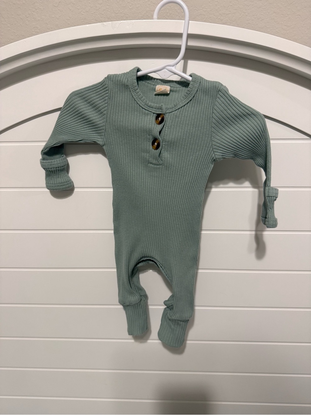 Ribbed Baby One-Piece Romper in Sage green 0-3 months